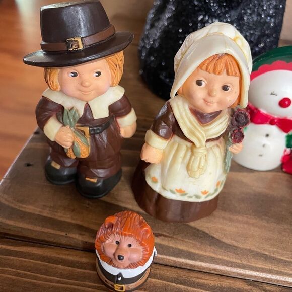 Hallmark Vintage Pilgrim and Snowmen Salt and Pepper Shakers - Picture 2 of 8